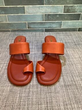 Franco Sarto Goldie Leather Sandals in Ginger w/Sculptured Heel Size 9.5M NEW!